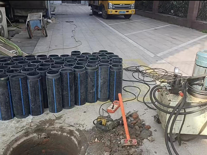 钟山PE置换管厂家 DN315置换管 非开挖管短管置换